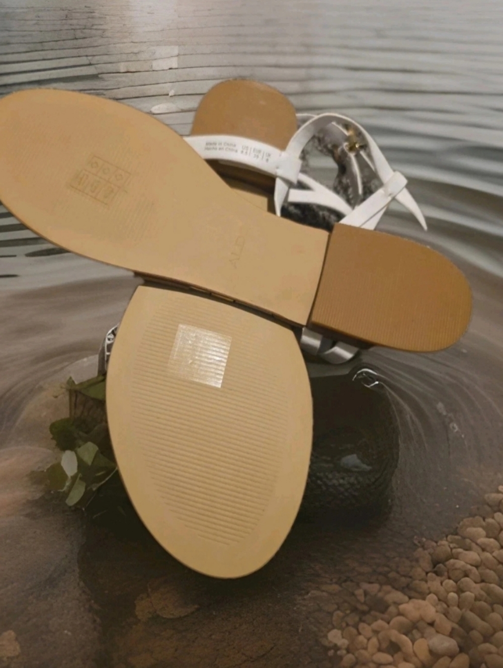 White Aldo T-strap adjustmentable strap Sandals &gold/silver accents On Footbed - Picture 6 of 6